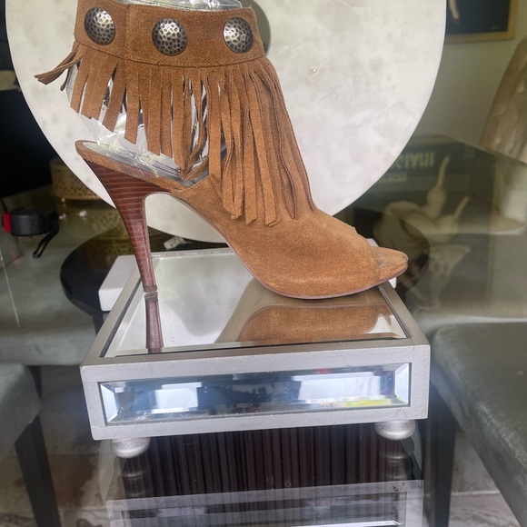 Sexy Boho guess women’s sandals - Picture 1 of 3